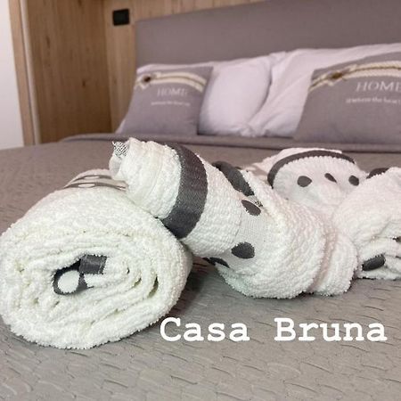 Casa Bruna - Appartamento Renato 基奥贾 外观 照片