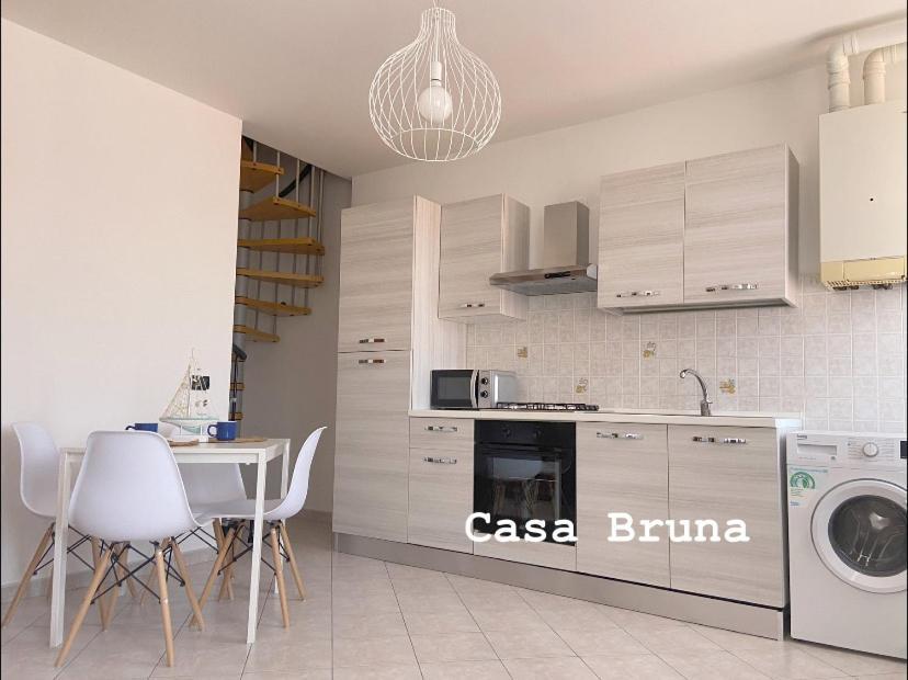 Casa Bruna - Appartamento Renato 基奥贾 外观 照片